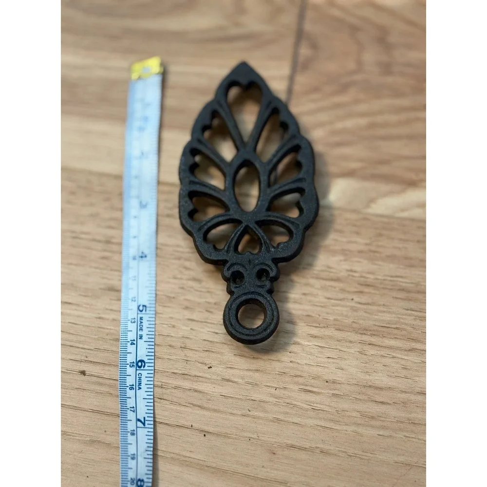 Wilton Trivet Kitchenware Black Cast Iron Lyre Heart Openwork Footed 6in